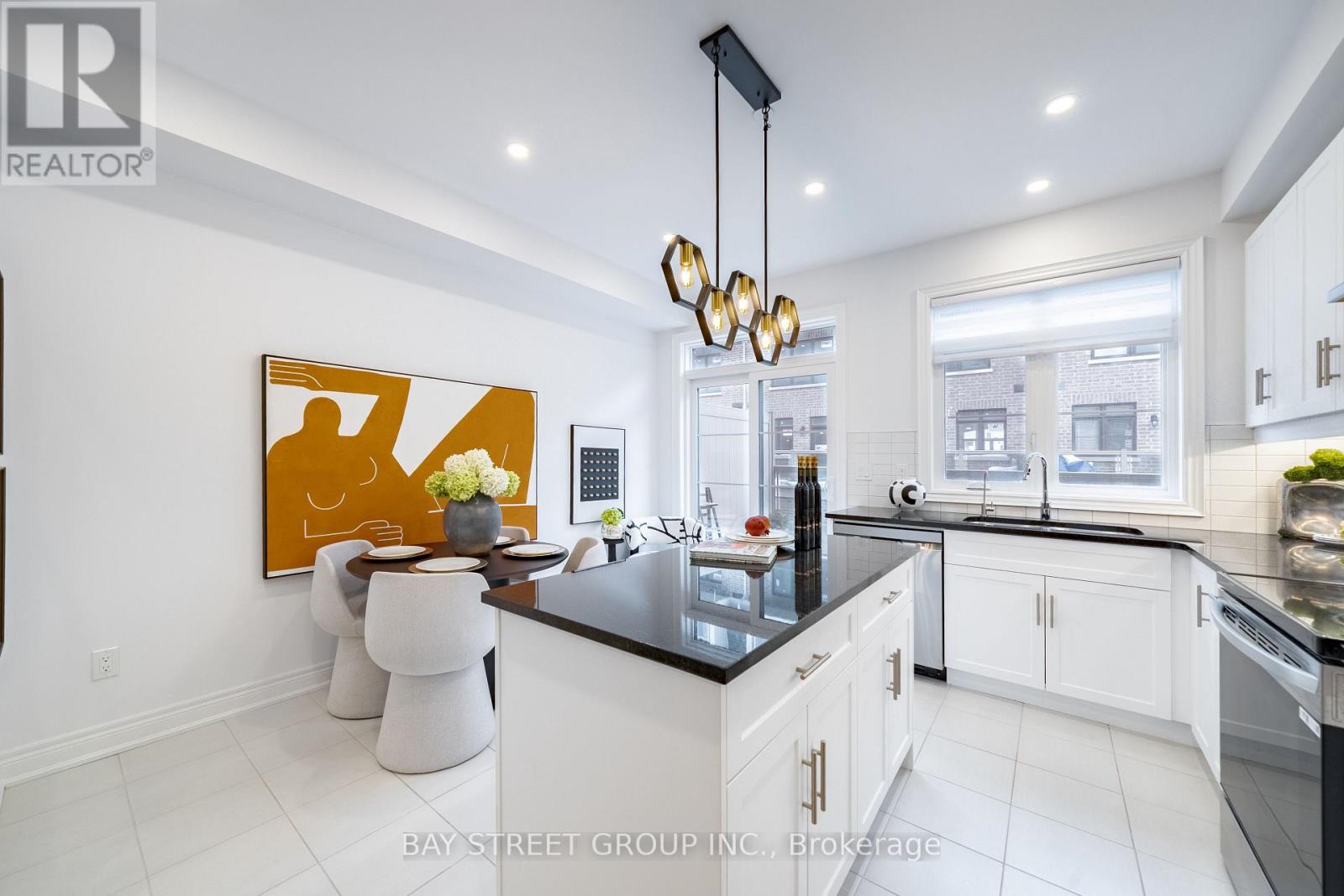 34 - 280 Melody Common, Oakville, Ontario  L6H 7H2 - Photo 8 - W12759812