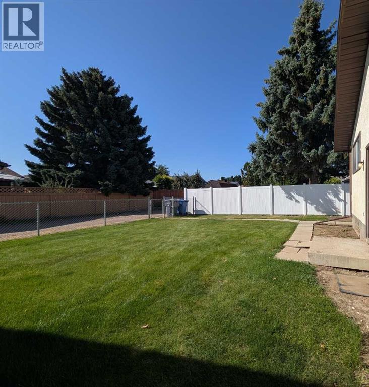 19 Rae Crescent Se, Medicine Hat, Alberta  T1B 3A2 - Photo 5 - A2279668