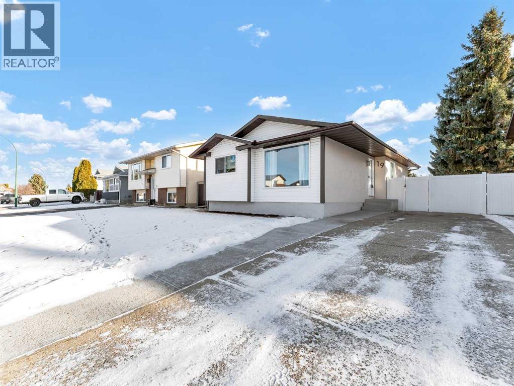 19 Rae Crescent Se, Medicine Hat, Alberta  T1B 3A2 - Photo 23 - A2279668