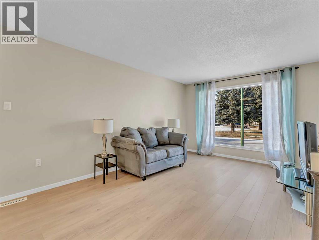 19 Rae Crescent Se, Medicine Hat, Alberta  T1B 3A2 - Photo 24 - A2279668