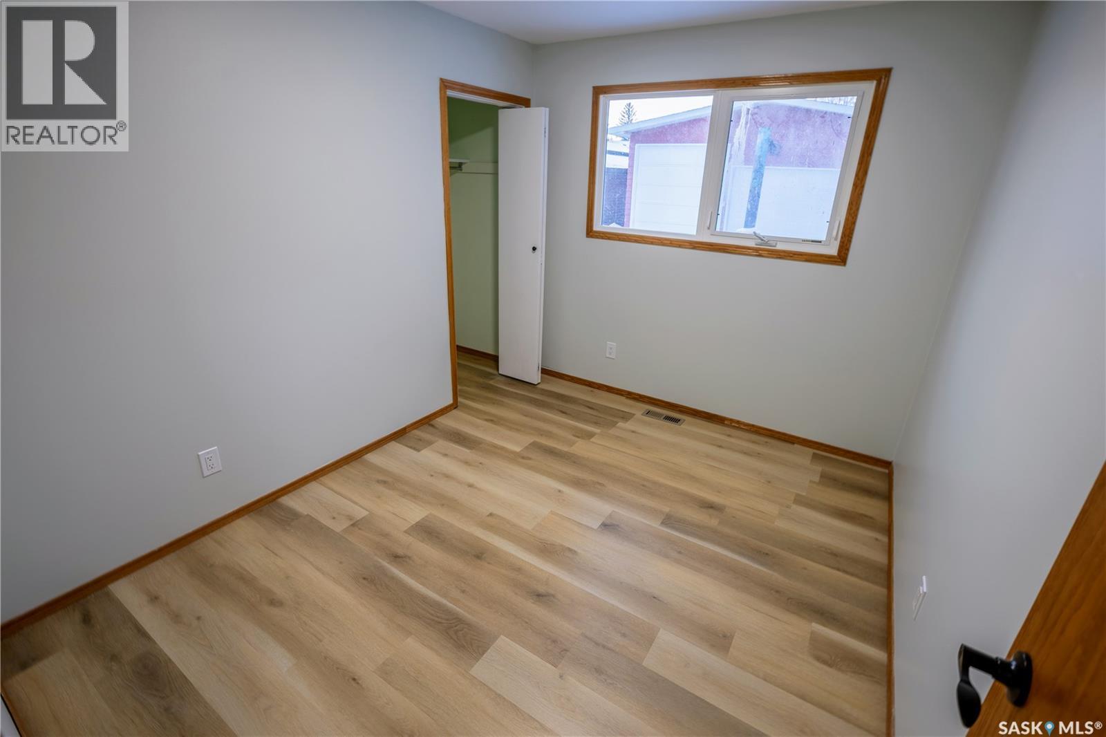 54 Buttercup Crescent Nw, Moose Jaw, Saskatchewan  S6J 1A4 - Photo 12 - SK027977