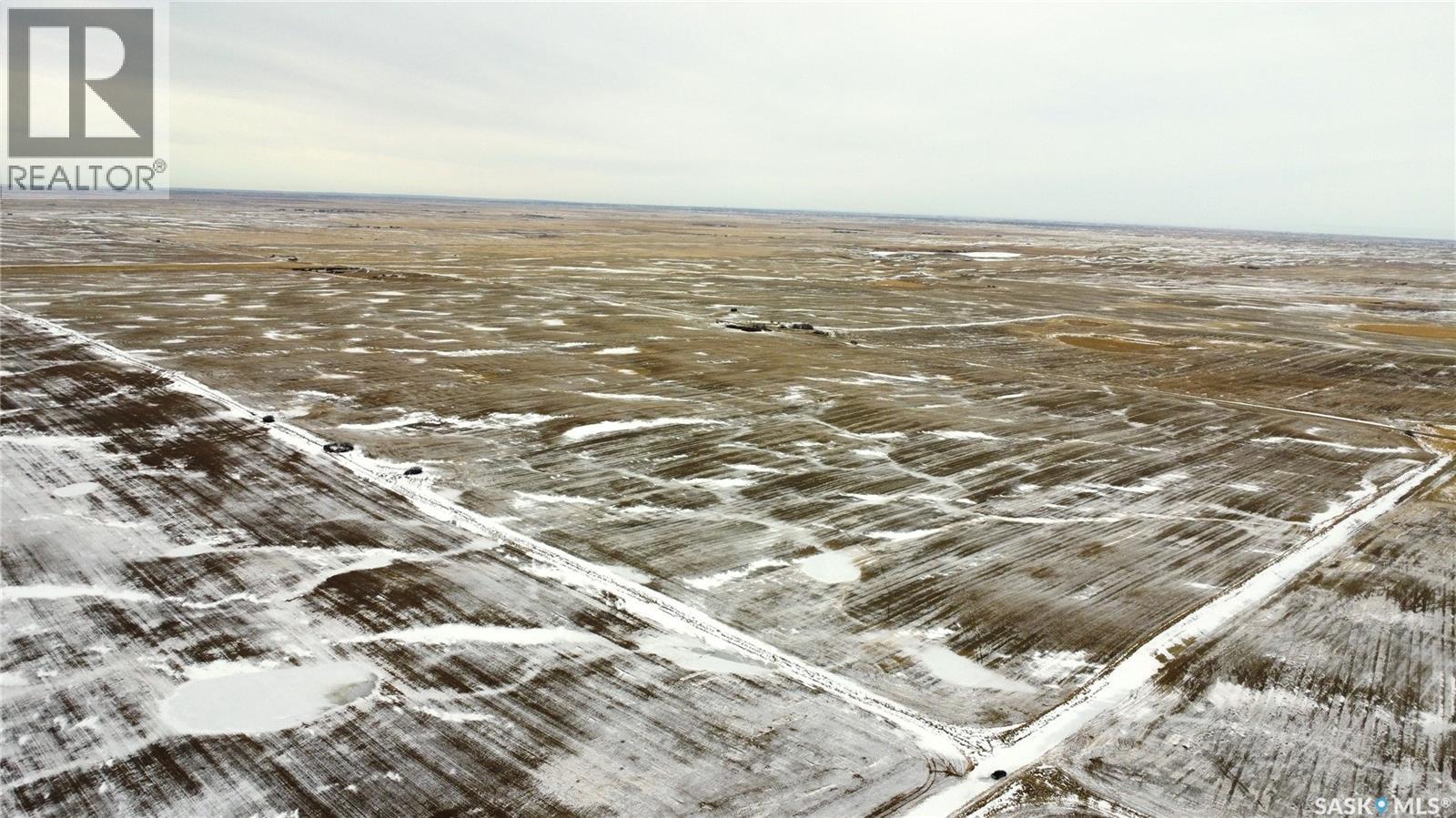 Austin Family Farm, Enterprise Rm No. 142, Saskatchewan  S0N 0C6 - Photo 4 - SK027971