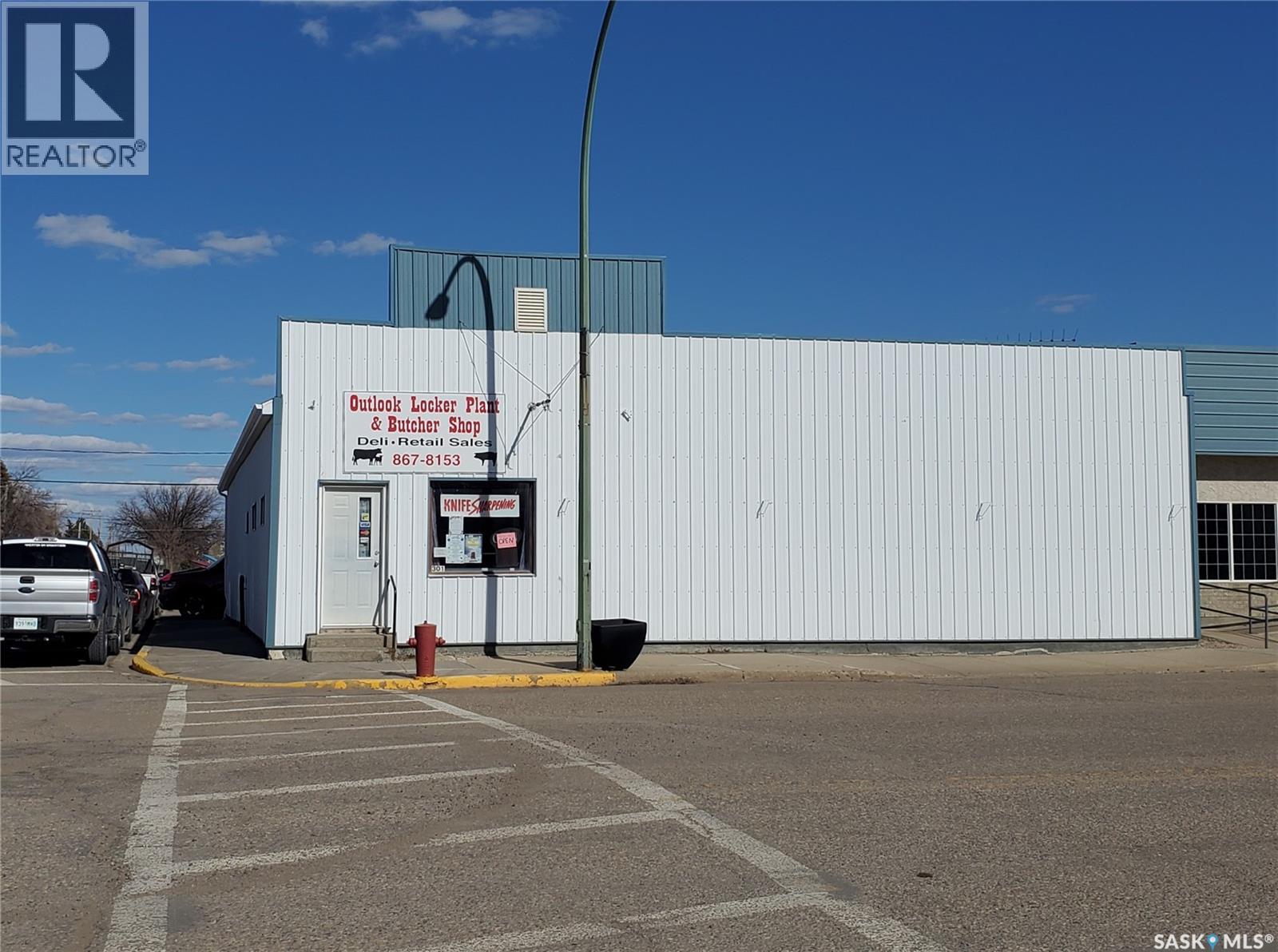 301 Franklin Street, Outlook, Saskatchewan  S0L 2N0 - Photo 1 - SK027934