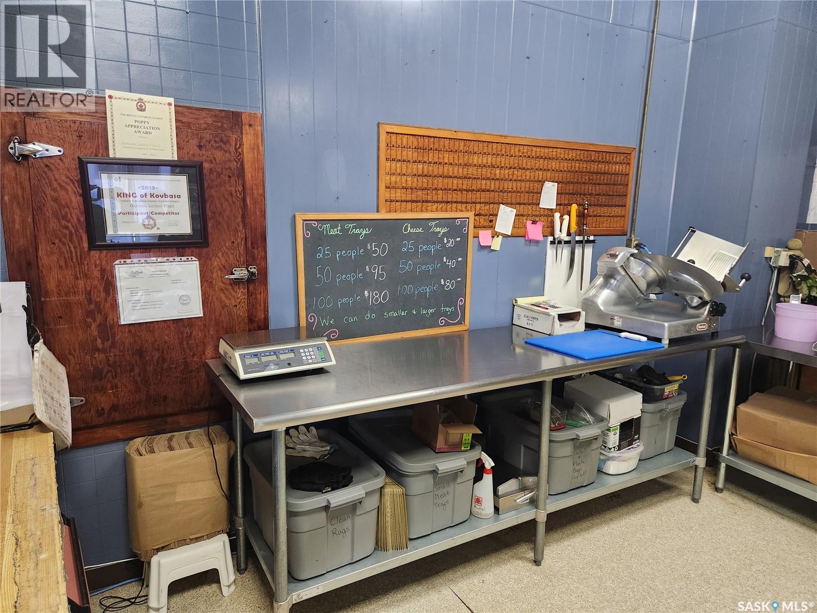 301 Franklin Street, Outlook, Saskatchewan  S0L 2N0 - Photo 2 - SK027934