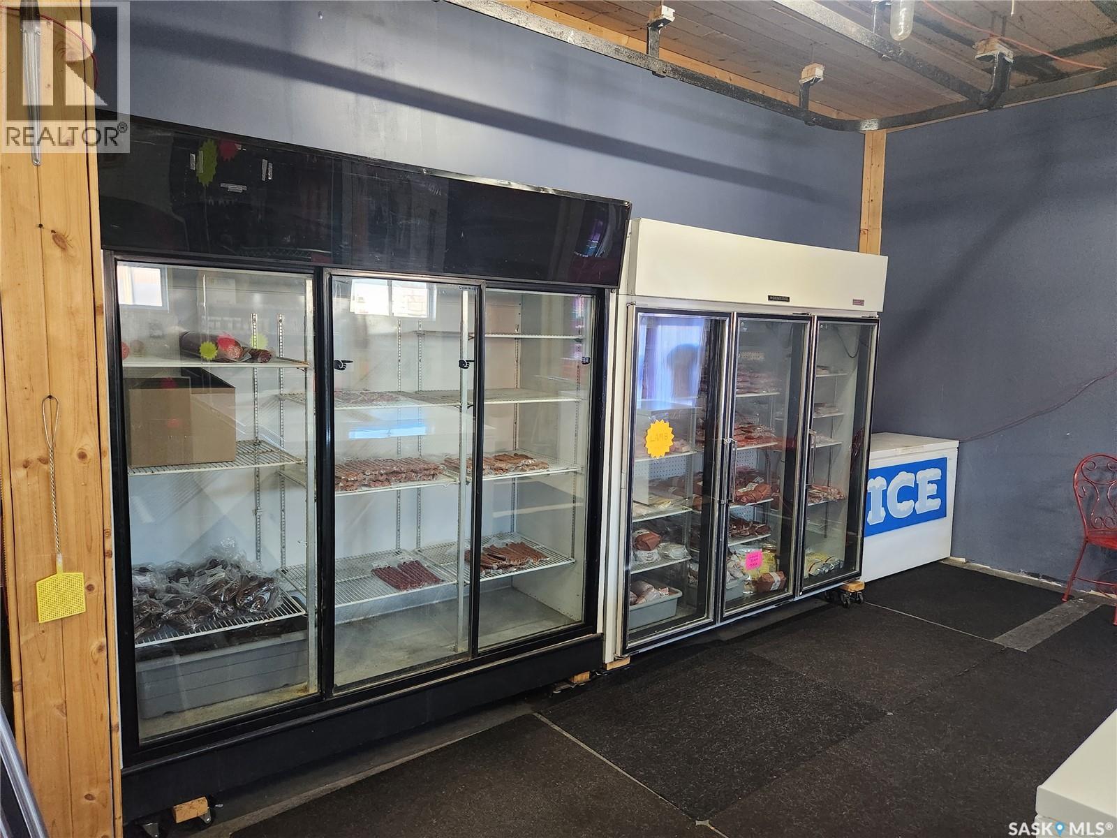 301 Franklin Street, Outlook, Saskatchewan  S0L 2N0 - Photo 5 - SK027934