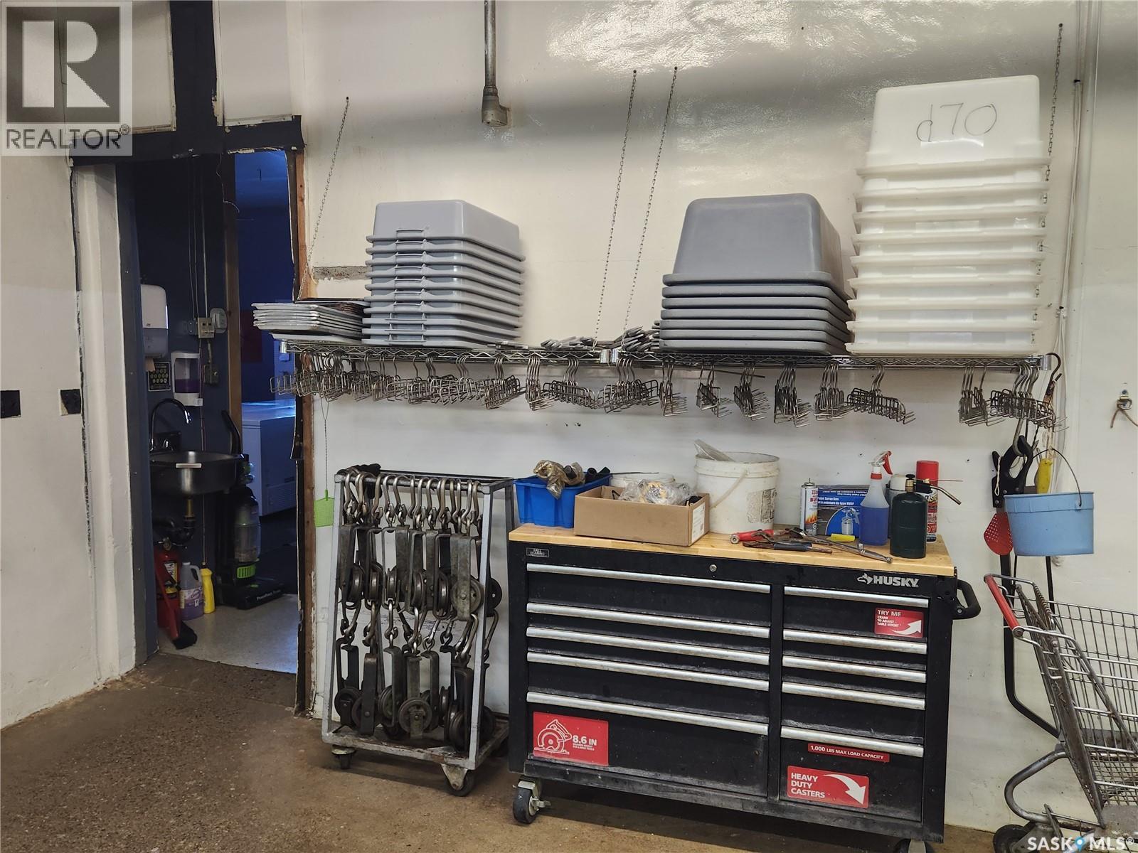 301 Franklin Street, Outlook, Saskatchewan  S0L 2N0 - Photo 7 - SK027934