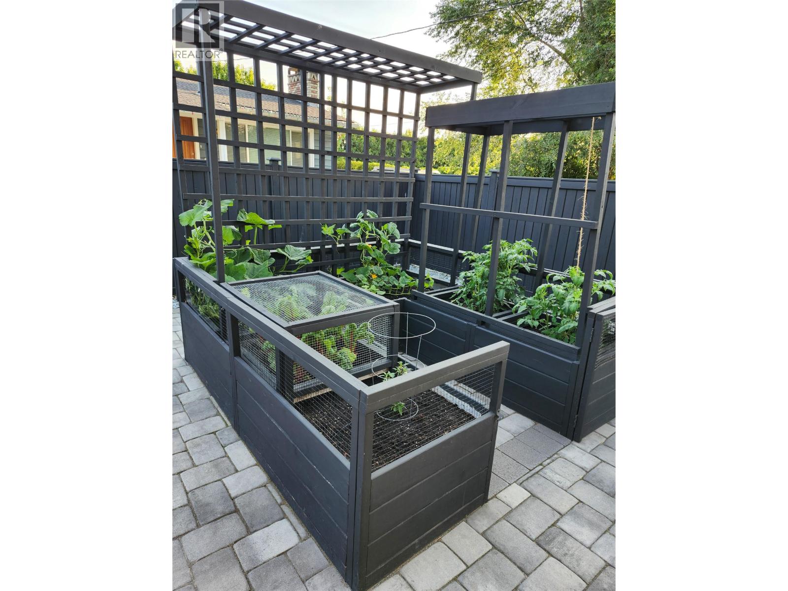 1726 Happyvale Avenue, Kamloops, British Columbia  V2B 4H5 - Photo 49 - 10373836