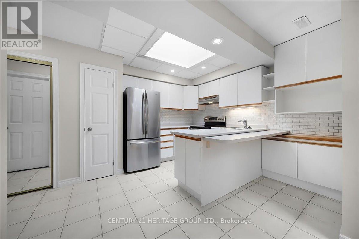 202 - 469 Wilson Street E, Hamilton, Ontario  L9G 2C4 - Photo 15 - X12759802