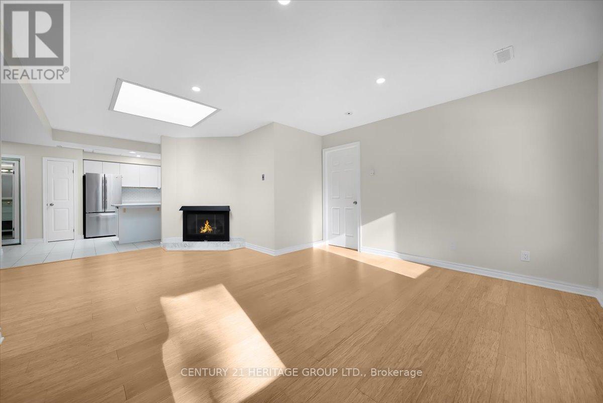 202 - 469 Wilson Street E, Hamilton, Ontario  L9G 2C4 - Photo 2 - X12759802