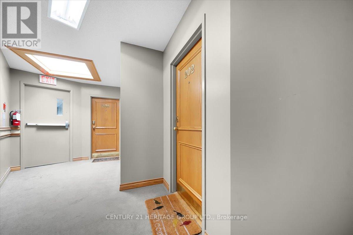 202 - 469 Wilson Street E, Hamilton, Ontario  L9G 2C4 - Photo 35 - X12759802