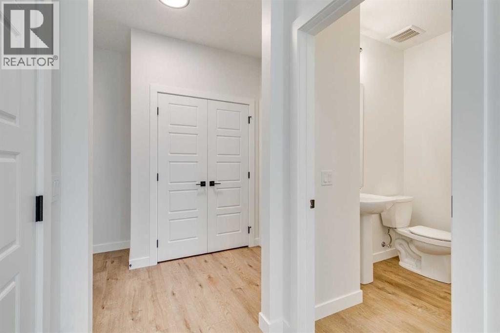 152 Hotchkiss Common Se, Calgary, Alberta  T3S 0J5 - Photo 18 - A2281051