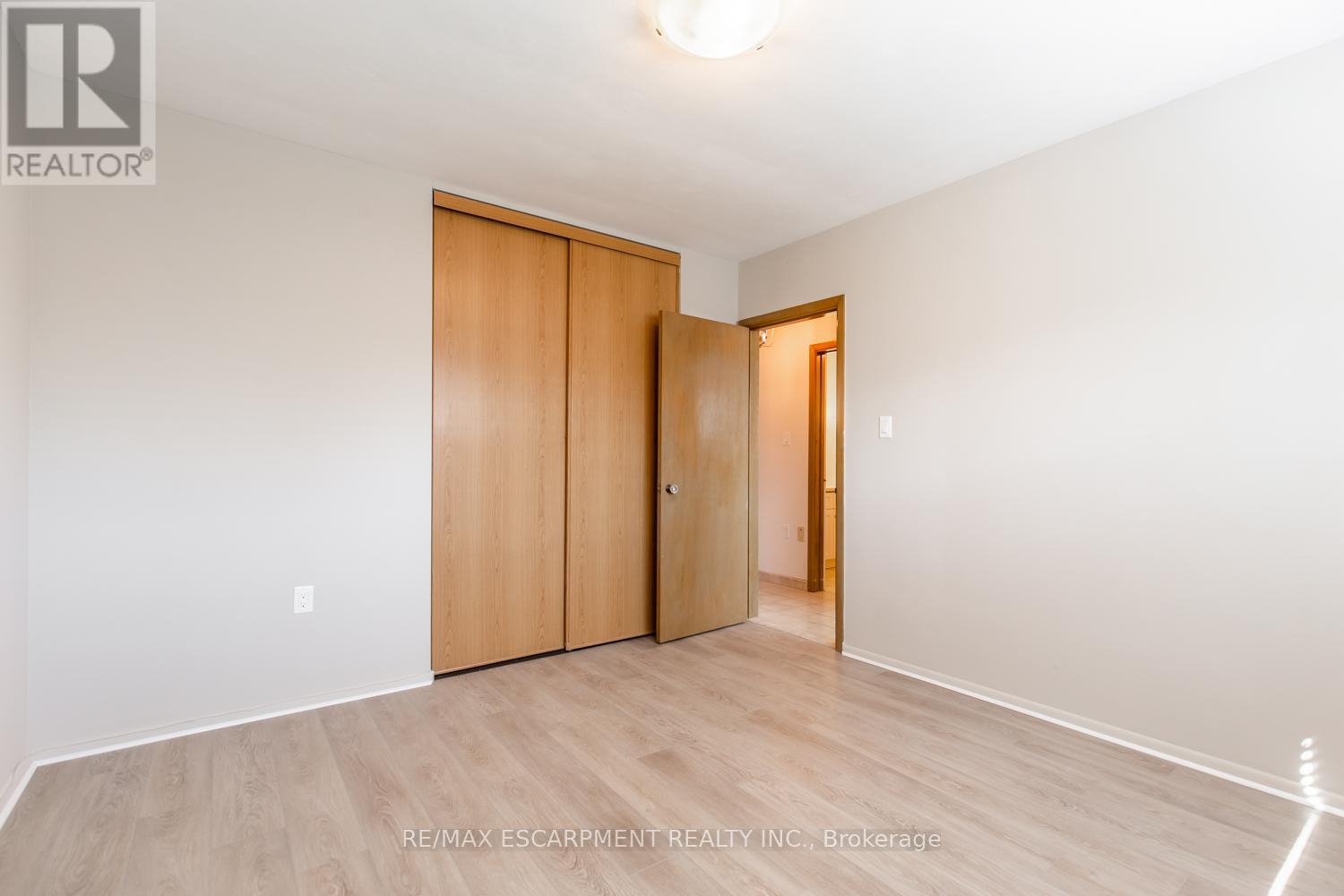 1 - 249 West 33rd Street, Hamilton, Ontario  L9C 5J7 - Photo 20 - X12759830