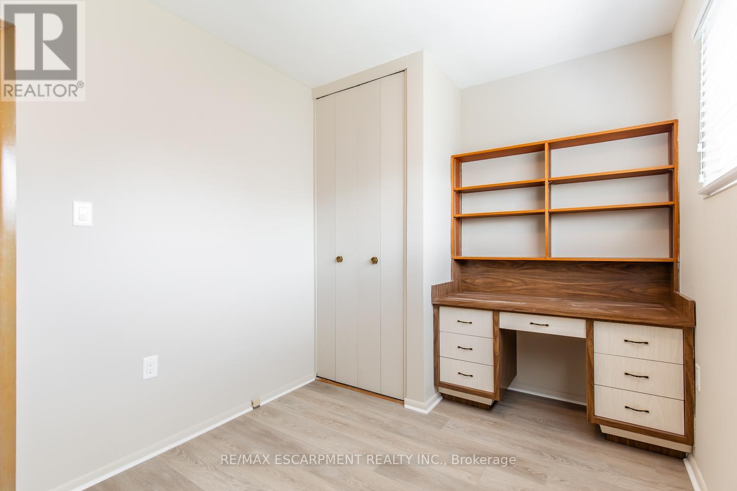 1 - 249 West 33rd Street, Hamilton, Ontario  L9C 5J7 - Photo 25 - X12759830