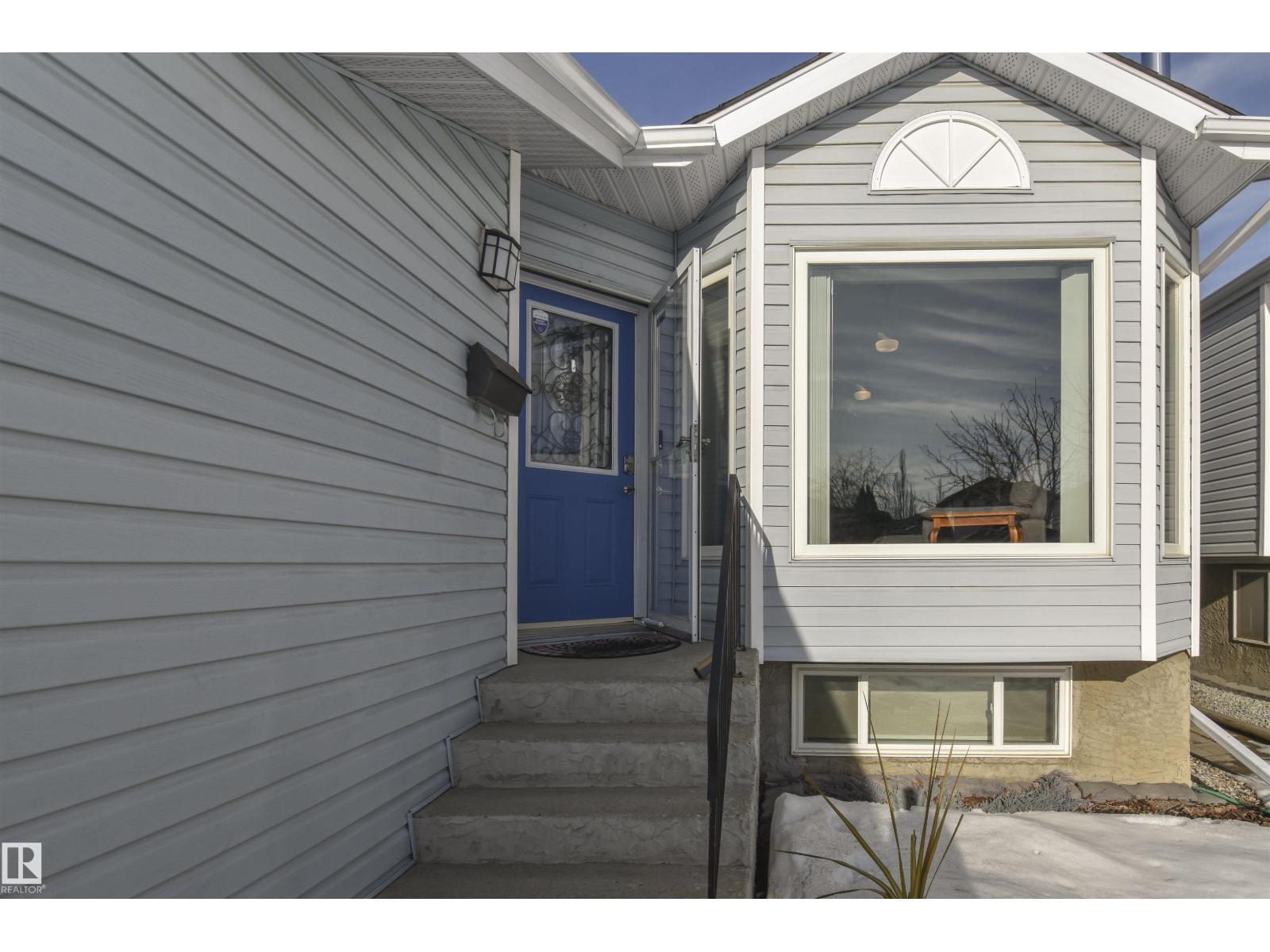 4042 37a Av Nw, Edmonton, Alberta  T6L 7A1 - Photo 2 - E4472264
