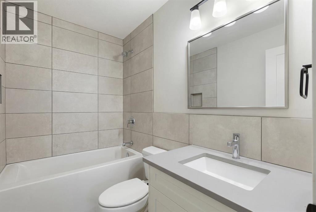 78 Silverton Glen Crescent Sw, Calgary, Alberta  T2X 5C2 - Photo 33 - A2278036