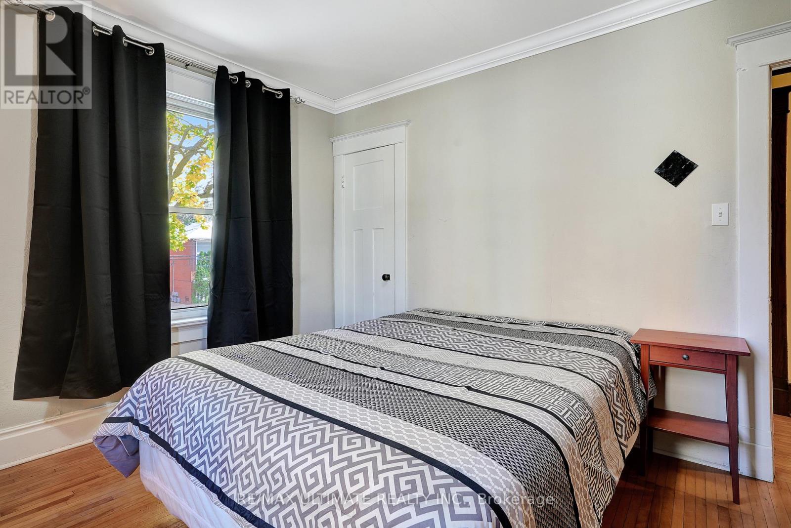 2 - 67 Moore Avenue, Kitchener, Ontario  N2H 3S2 - Photo 5 - X12600014