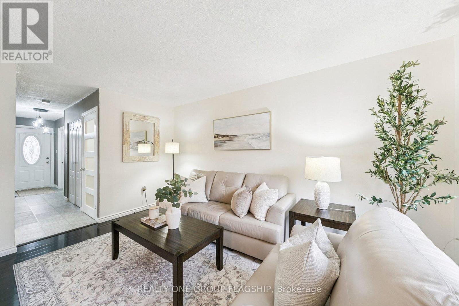 137 - 100 Quigley Road, Hamilton, Ontario  L8K 6J1 - Photo 1 - X12697556