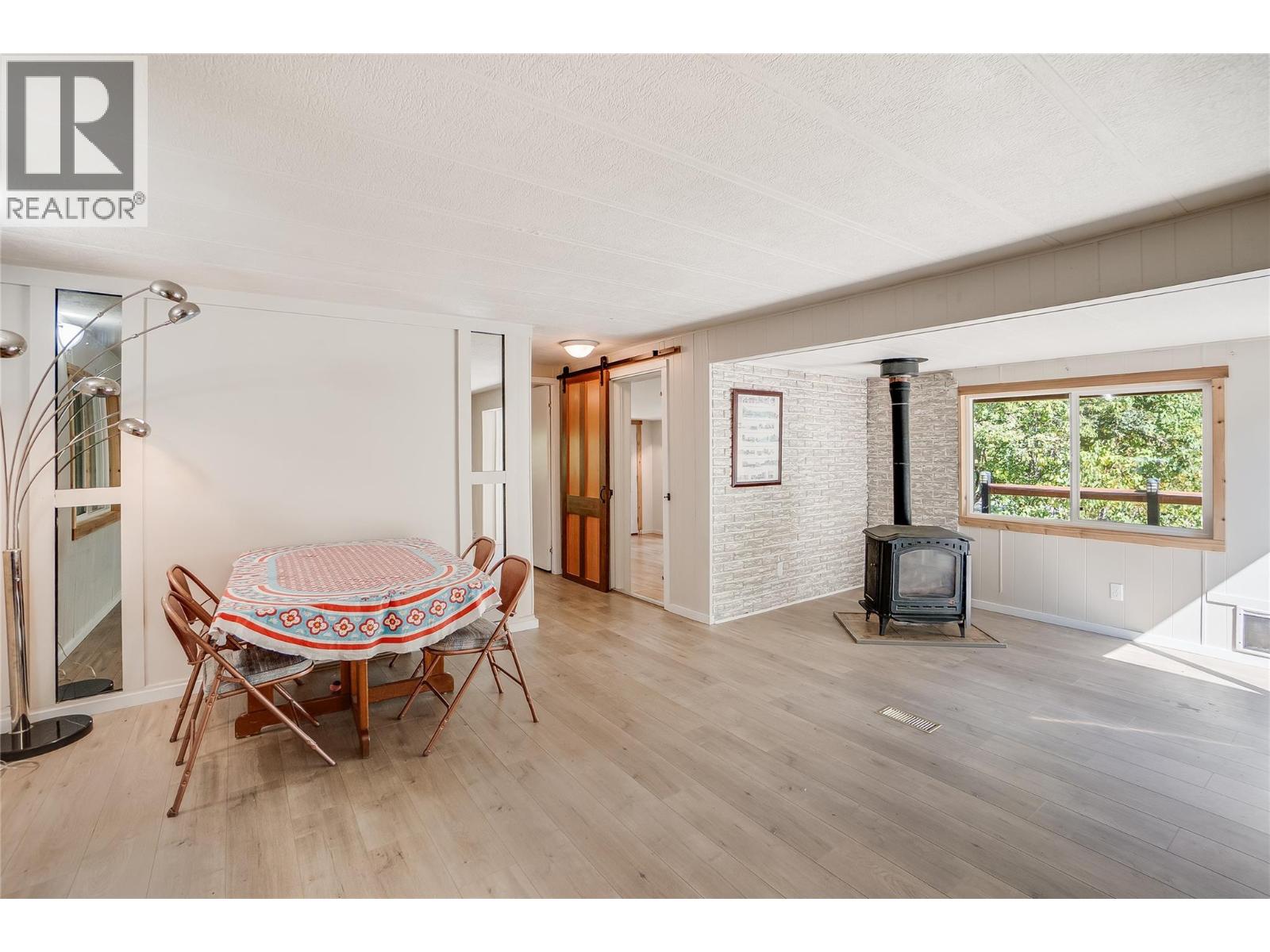 2806 3a Highway, Nelson, British Columbia  V1L 6L9 - Photo 16 - 10374957