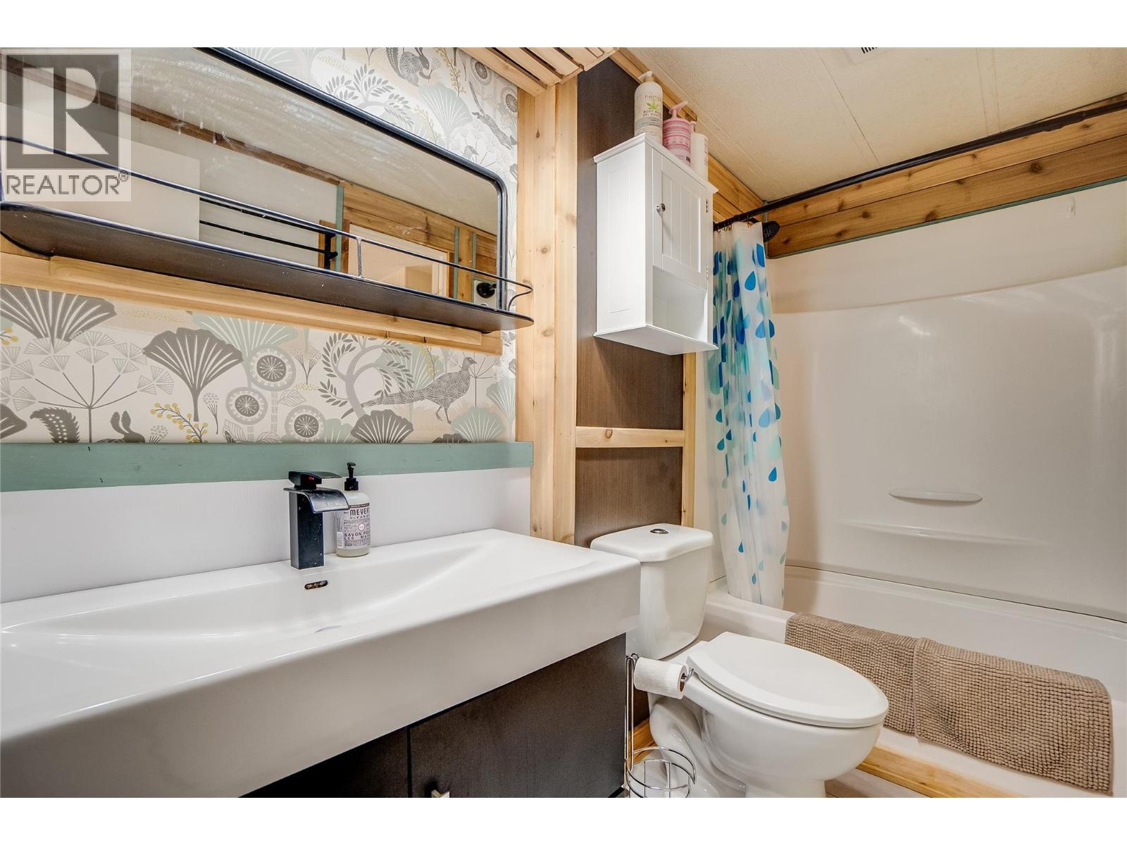 2806 3a Highway, Nelson, British Columbia  V1L 6L9 - Photo 22 - 10374957