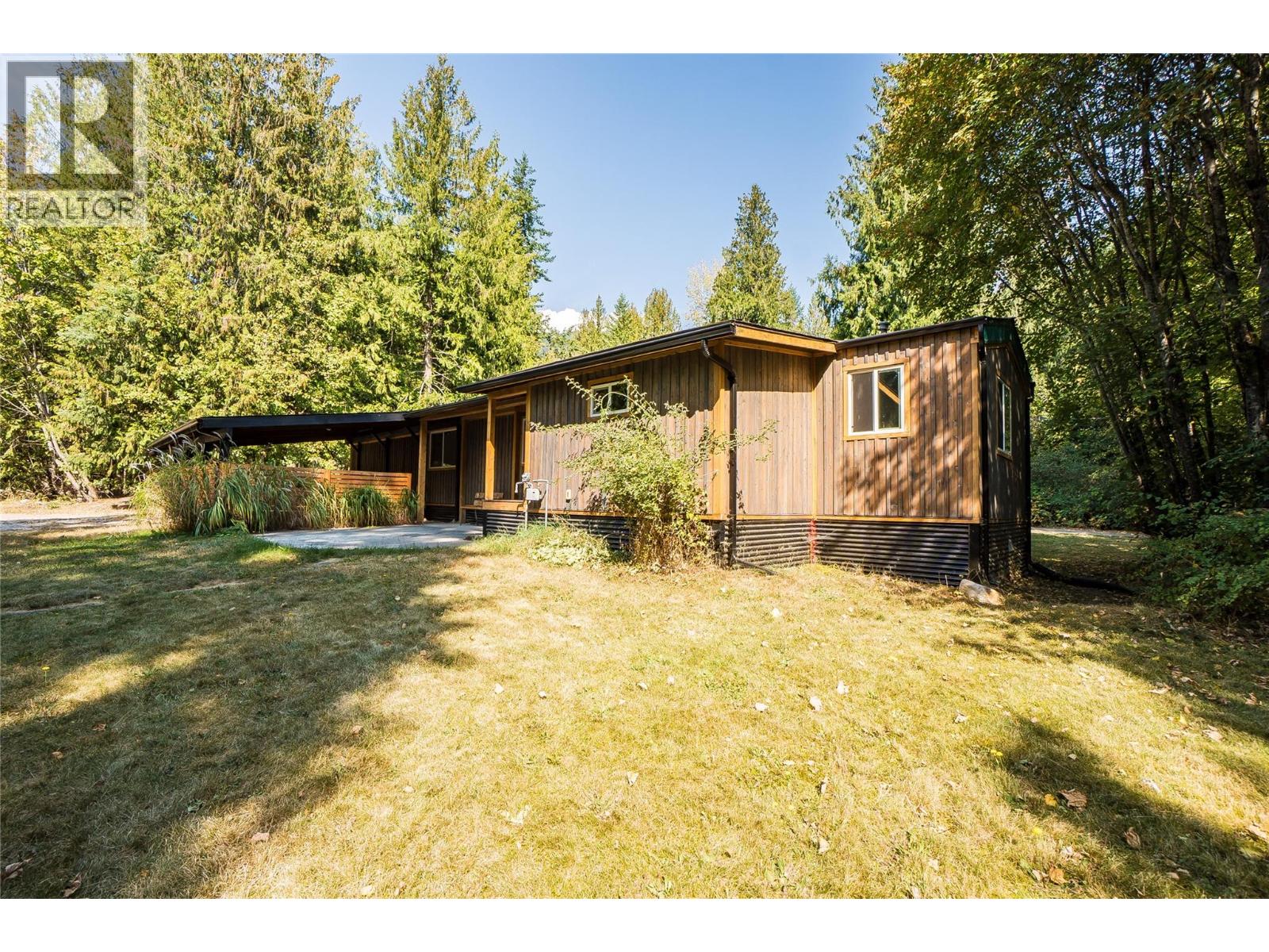 2806 3a Highway, Nelson, British Columbia  V1L 6L9 - Photo 42 - 10374957