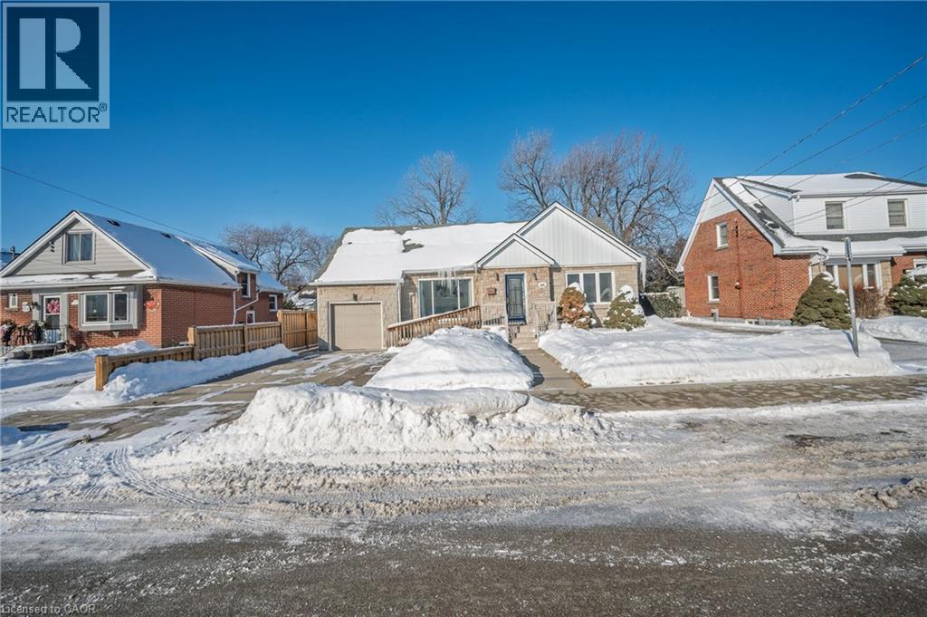 60 West 1st Street, Hamilton, Ontario  L9C 3C3 - Photo 1 - 40798978