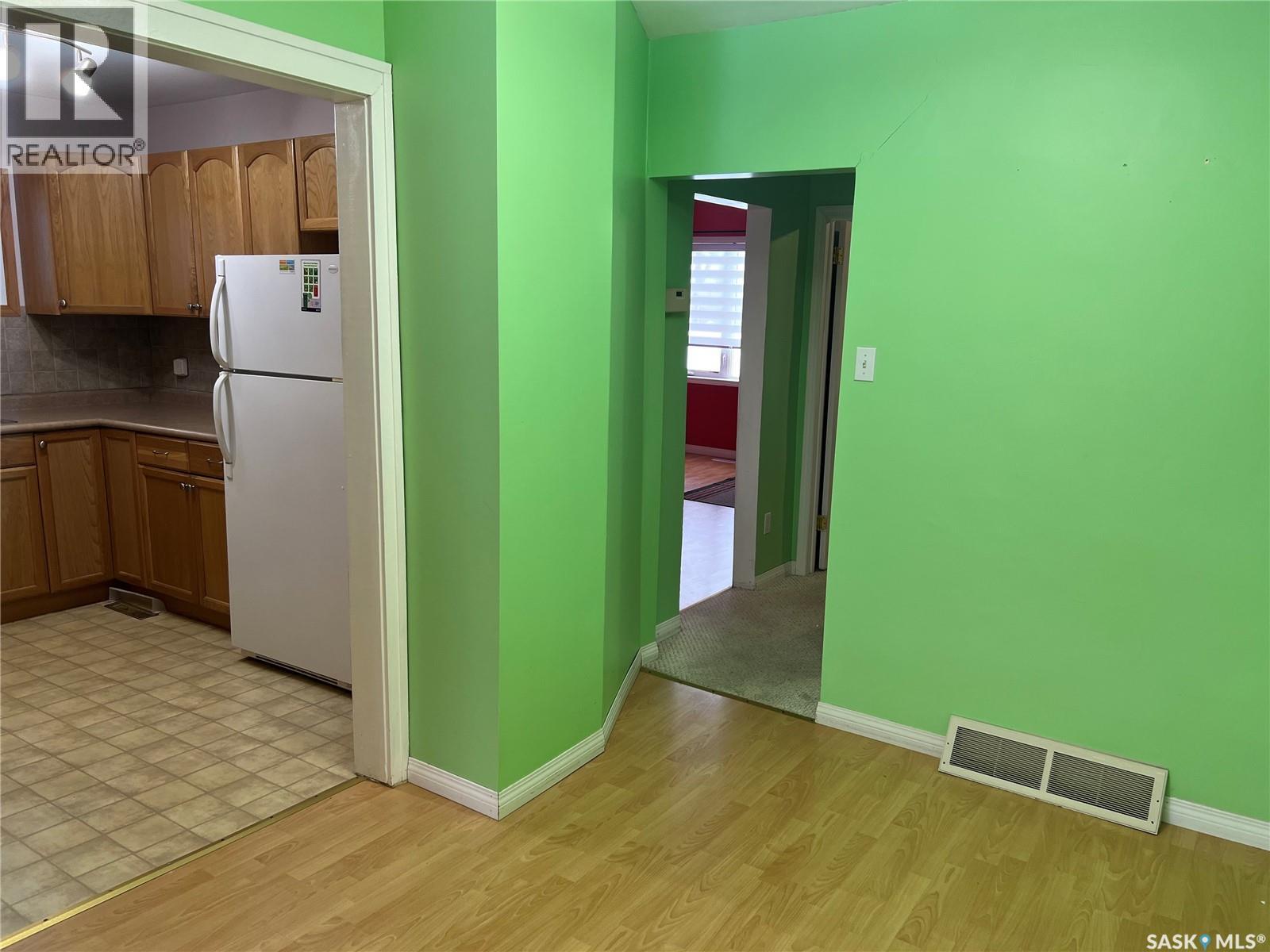 2745 Mcdonald Street, Regina, Saskatchewan  S4N 2Z9 - Photo 8 - SK027888