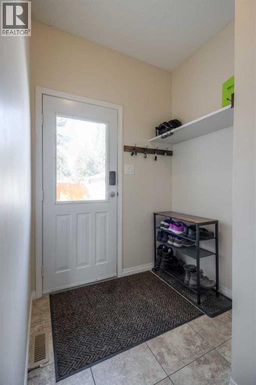 79 Temple Crescent W, Lethbridge, Alberta  T1K 4T3 - Photo 22 - A2283542