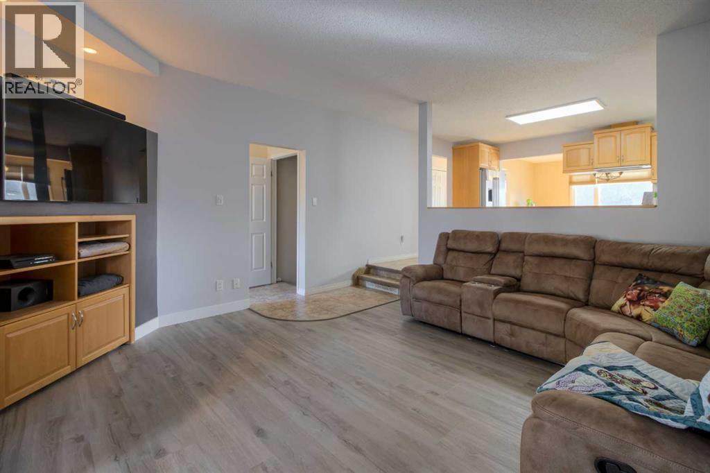 79 Temple Crescent W, Lethbridge, Alberta  T1K 4T3 - Photo 18 - A2283542