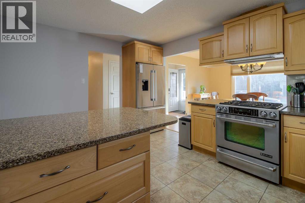 79 Temple Crescent W, Lethbridge, Alberta  T1K 4T3 - Photo 13 - A2283542