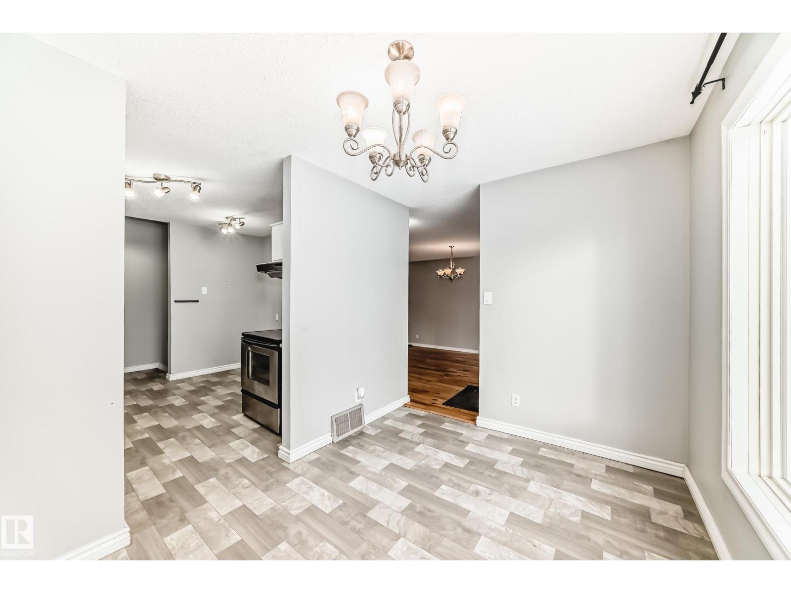 2928 49a St Nw, Edmonton, Alberta  T6L 2X1 - Photo 16 - E4471285