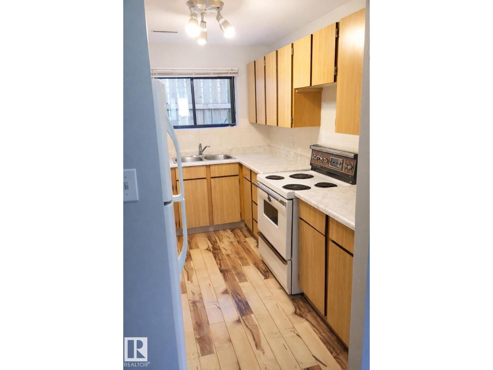 2928 49a St Nw, Edmonton, Alberta  T6L 2X1 - Photo 36 - E4471285