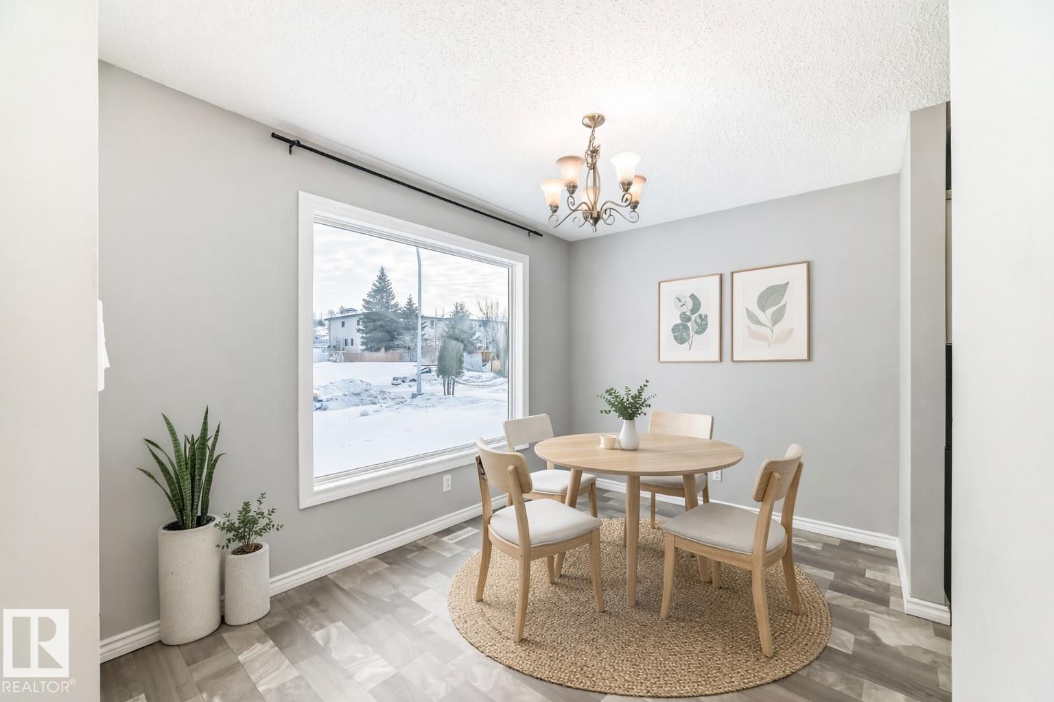 2928 49a St Nw, Edmonton, Alberta  T6L 2X1 - Photo 7 - E4471285