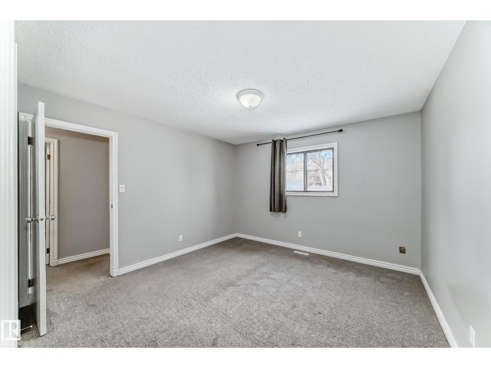 2928 49a St Nw, Edmonton, Alberta  T6L 2X1 - Photo 25 - E4471285