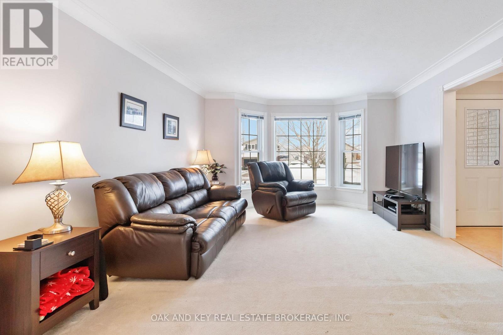 6 Backus Drive, Norfolk, Ontario  N0E 1M0 - Photo 7 - X12759848