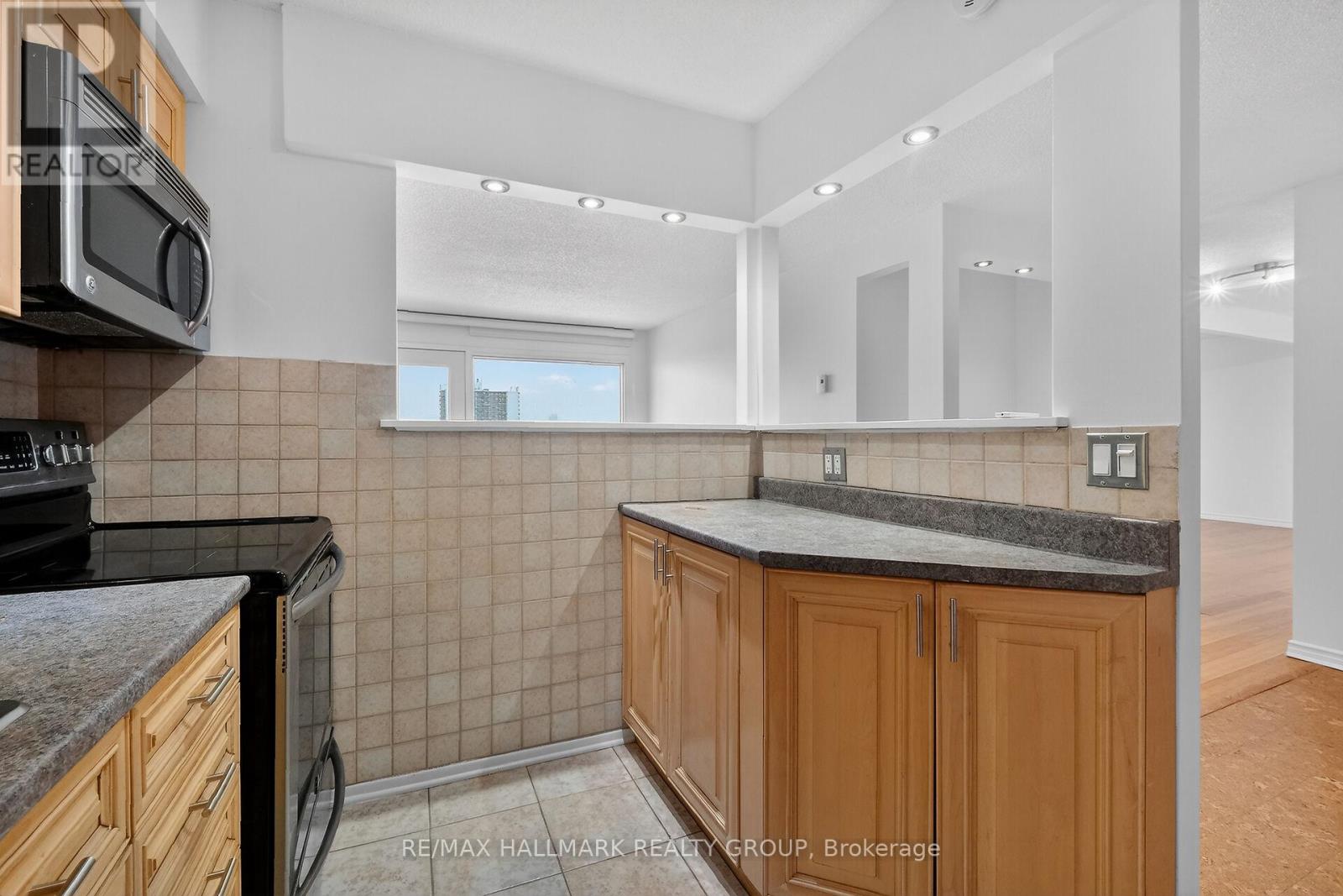 1408 - 158c Mcarthur Avenue, Ottawa, Ontario  K1L 8E7 - Photo 24 - X12759854