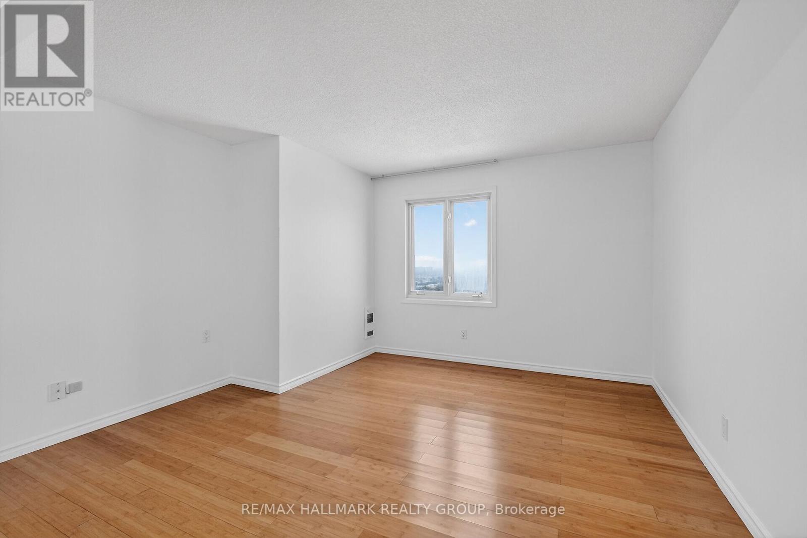 1408 - 158c Mcarthur Avenue, Ottawa, Ontario  K1L 8E7 - Photo 33 - X12759854