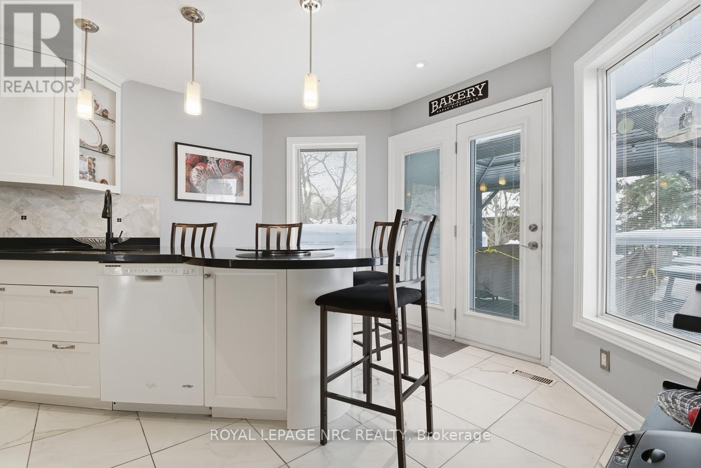 1146 Line Avenue, Pelham, Ontario  L3C 3C4 - Photo 19 - X12759858