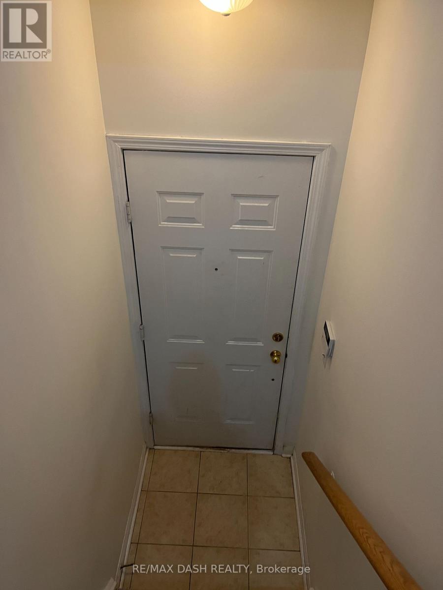 Th32 - 88 Carr Street, Toronto, Ontario  M5T 1B7 - Photo 3 - C12757688