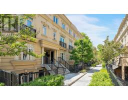 TH32 - 88 CARR STREET, Toronto, Ontario