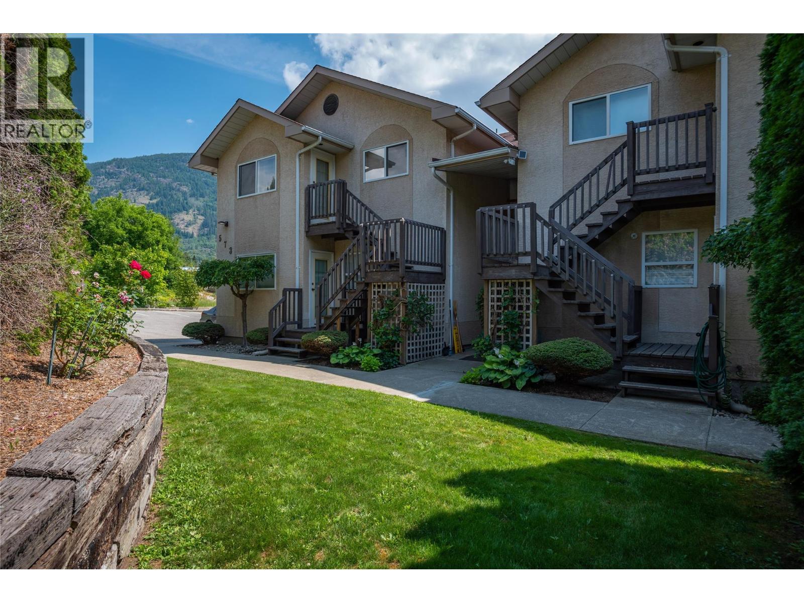573 10th Avenue Unit# 1, Castlegar, British Columbia  V1N 1K6 - Photo 4 - 10374741