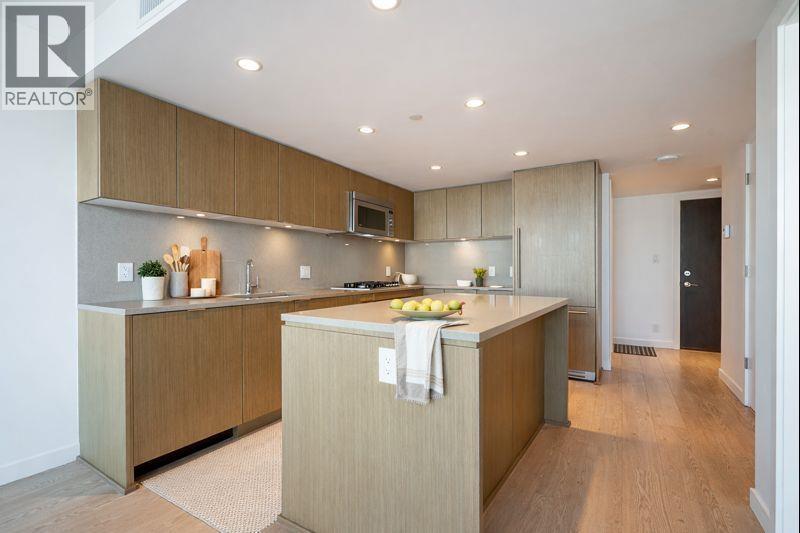 306 125 E 14th Street, Vancouver, British Columbia  V7L 0E6 - Photo 2 - R3054353