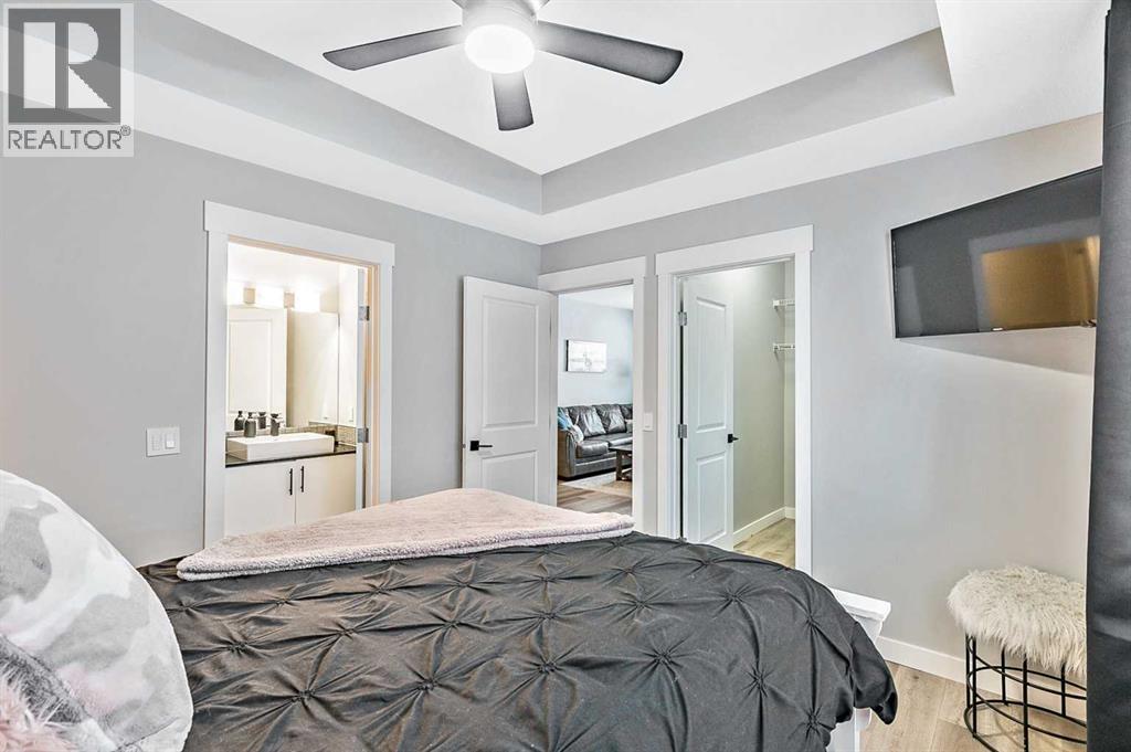 1, 67 West Coach Manor Sw, Calgary, Alberta  T3H 1R7 - Photo 14 - A2273949