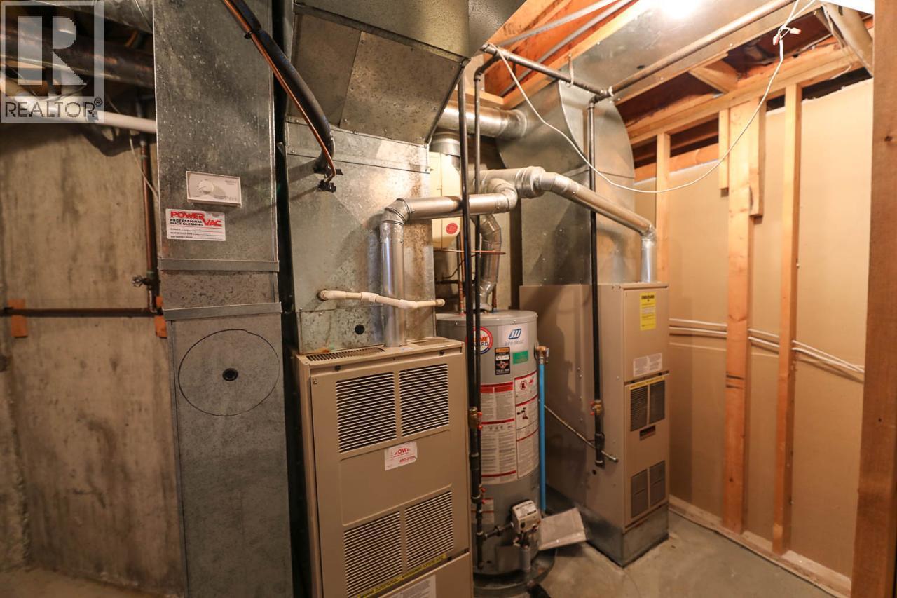 1260 Broughton Avenue, Penticton, British Columbia  V2A 8S9 - Photo 42 - 10375027