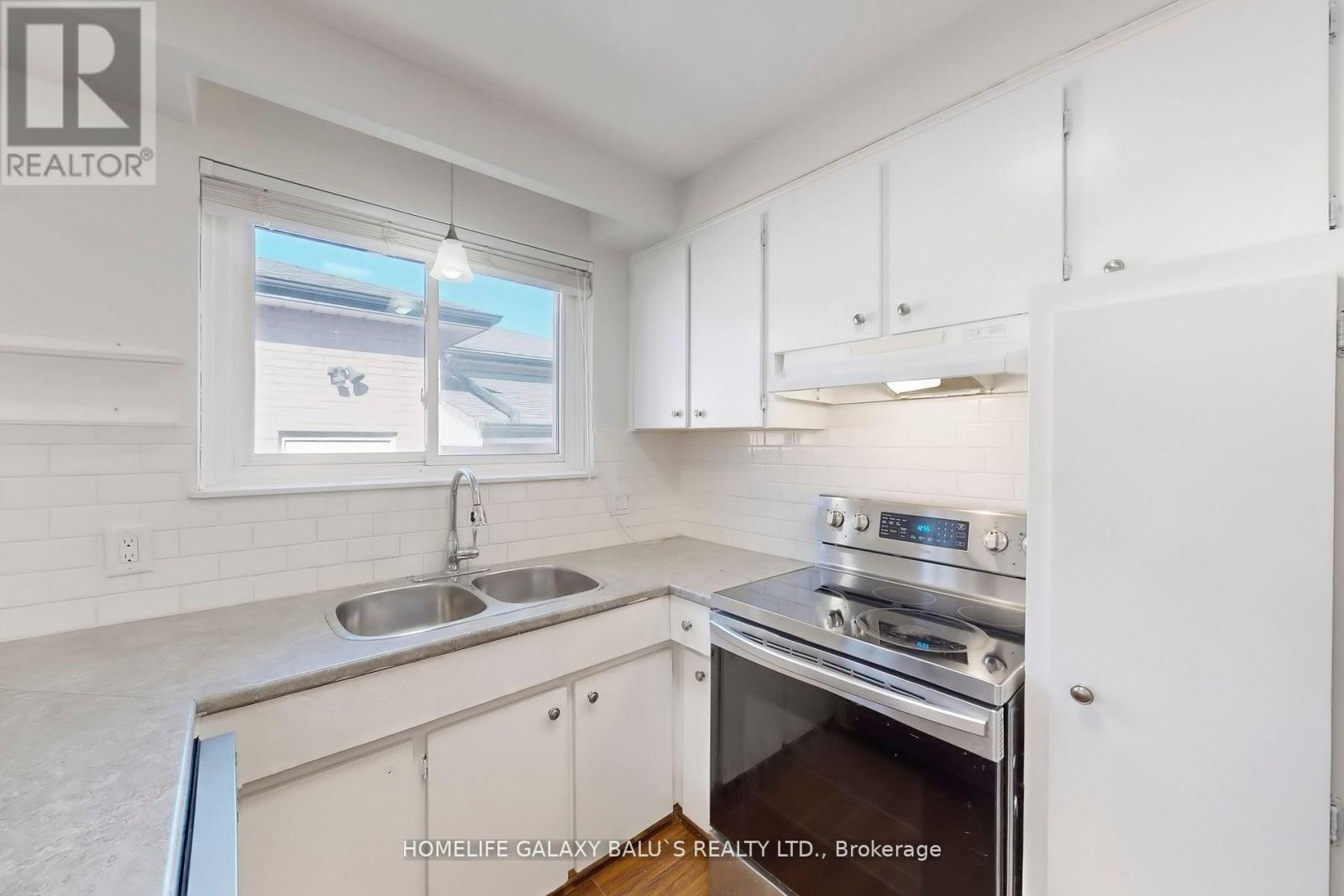 Main - 629 Park Road N, Oshawa, Ontario  L1J 5Y8 - Photo 19 - E12759874