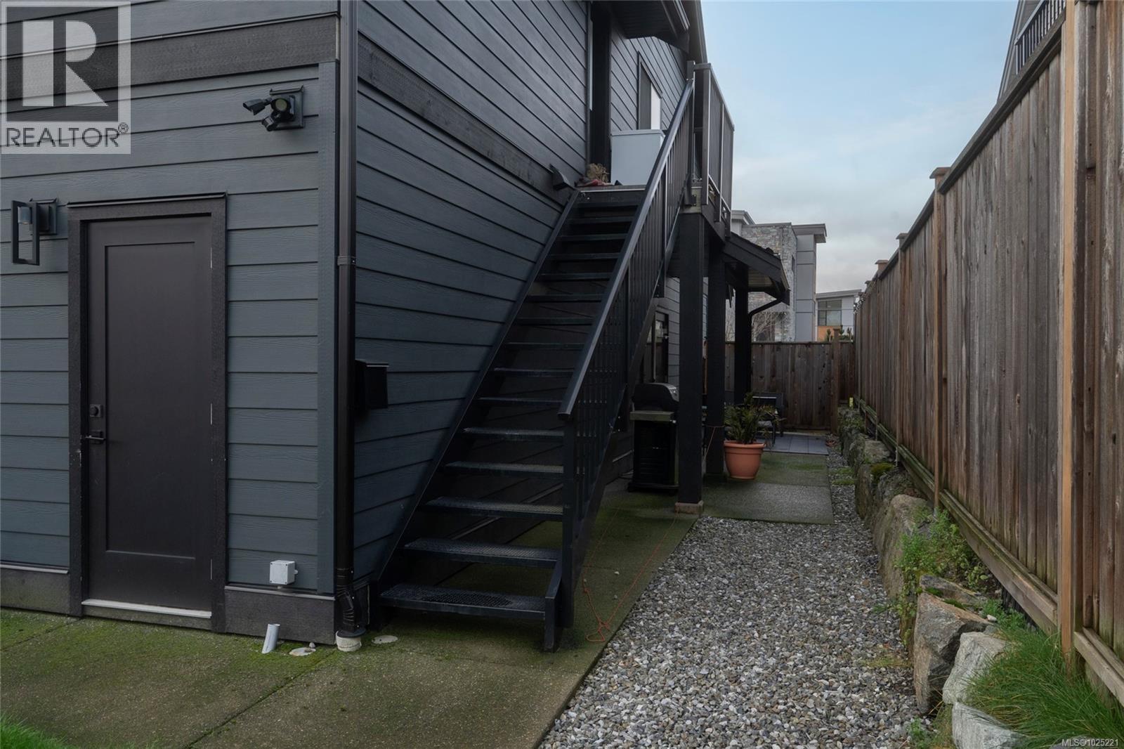 4247 Pullet Pl, Saanich, British Columbia  V8X 5J2 - Photo 31 - 1025221