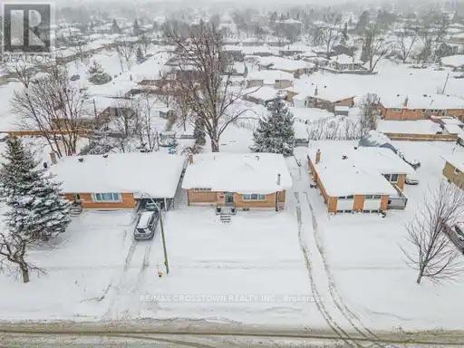 55 DAVIDSON STREET, barrie (wellington), Ontario