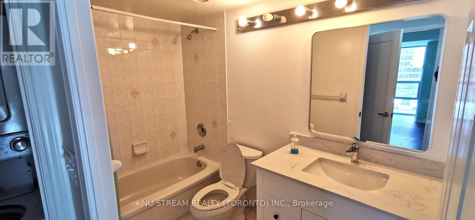 902 - 3 Pemberton Avenue, Toronto, Ontario  M2M 4M1 - Photo 11 - C12744560