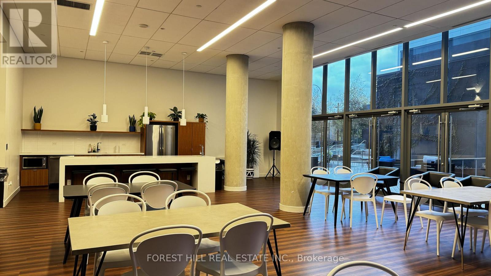 1422 - 160 Flemington Road, Toronto, Ontario  M6A 0A9 - Photo 21 - W12759846