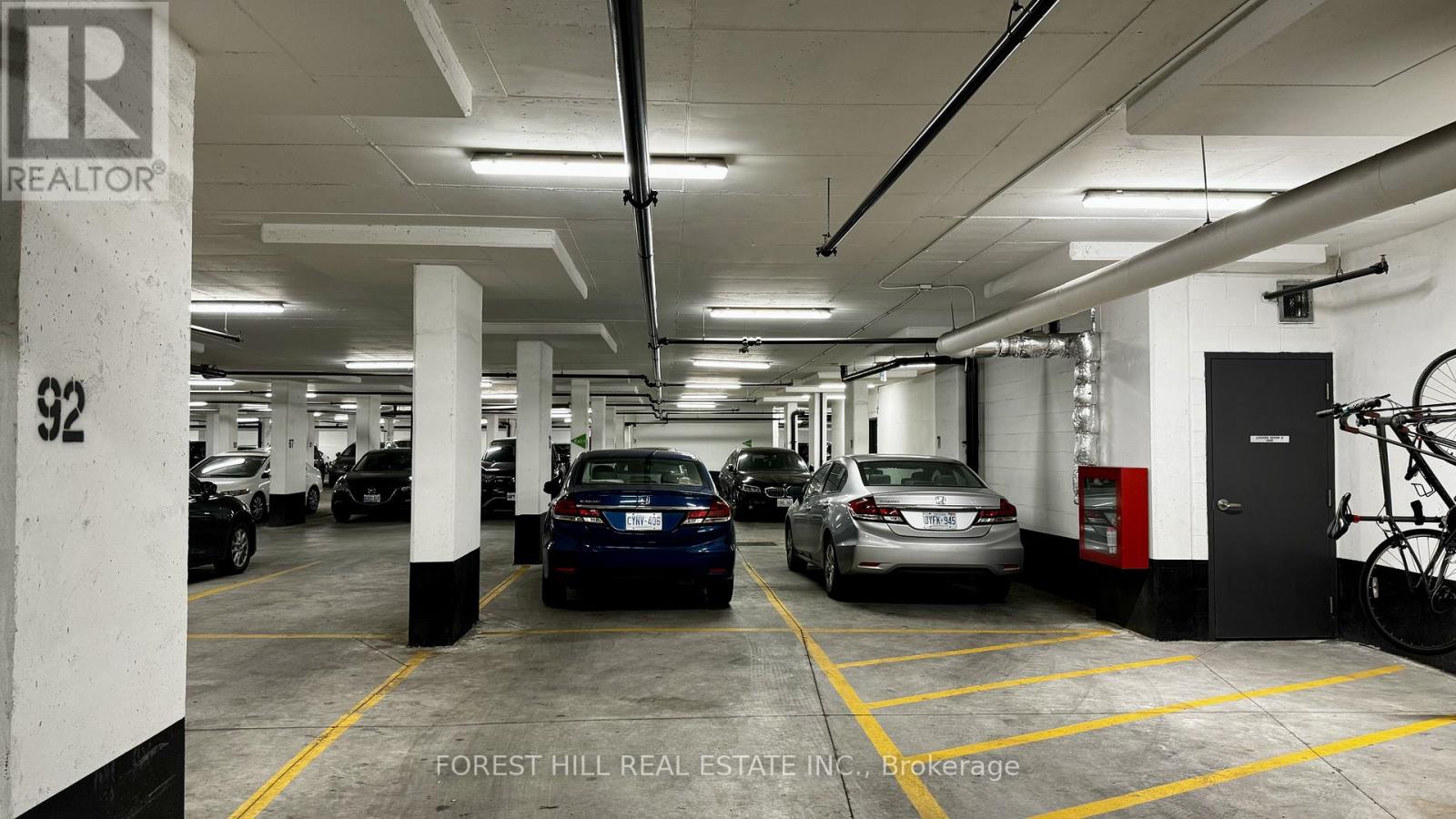 1422 - 160 Flemington Road, Toronto, Ontario  M6A 0A9 - Photo 5 - W12759846