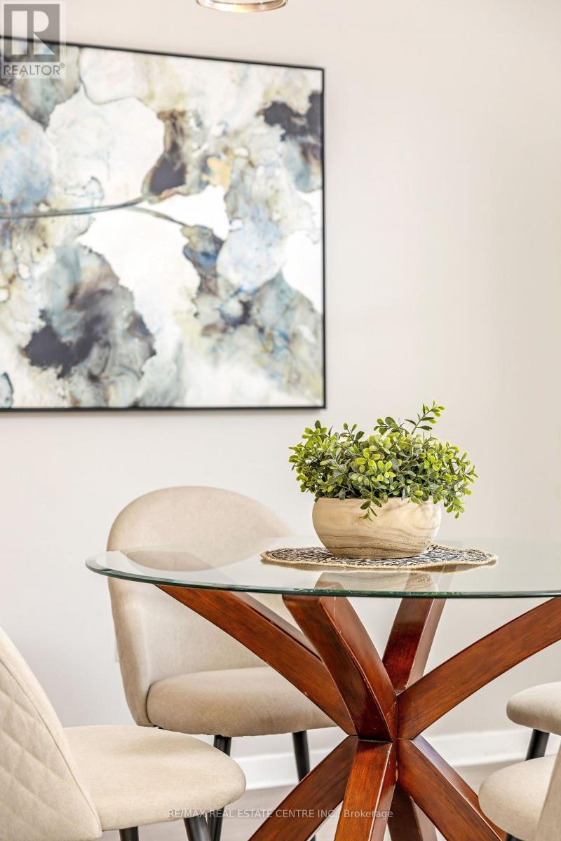 51 - 235 Bronte Street S, Milton, Ontario  L9T 3V8 - Photo 8 - W12759856